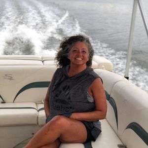 Meet your Posher, Felicia